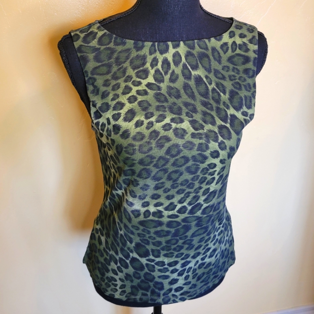 Charlotte Russe Green and Black Leopard Print Top Size Lg/M